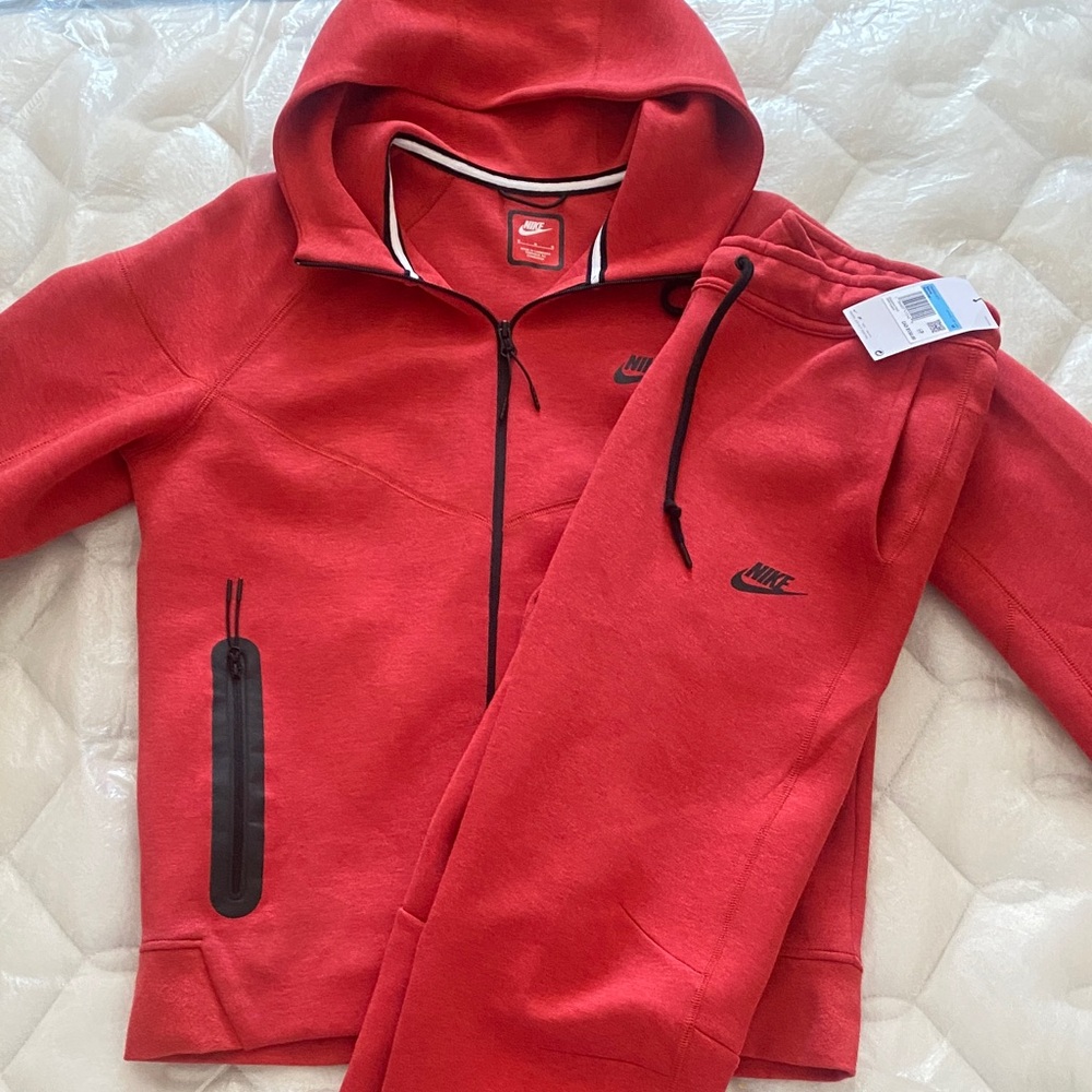 Nike Tech Fleece Red Tracksuit